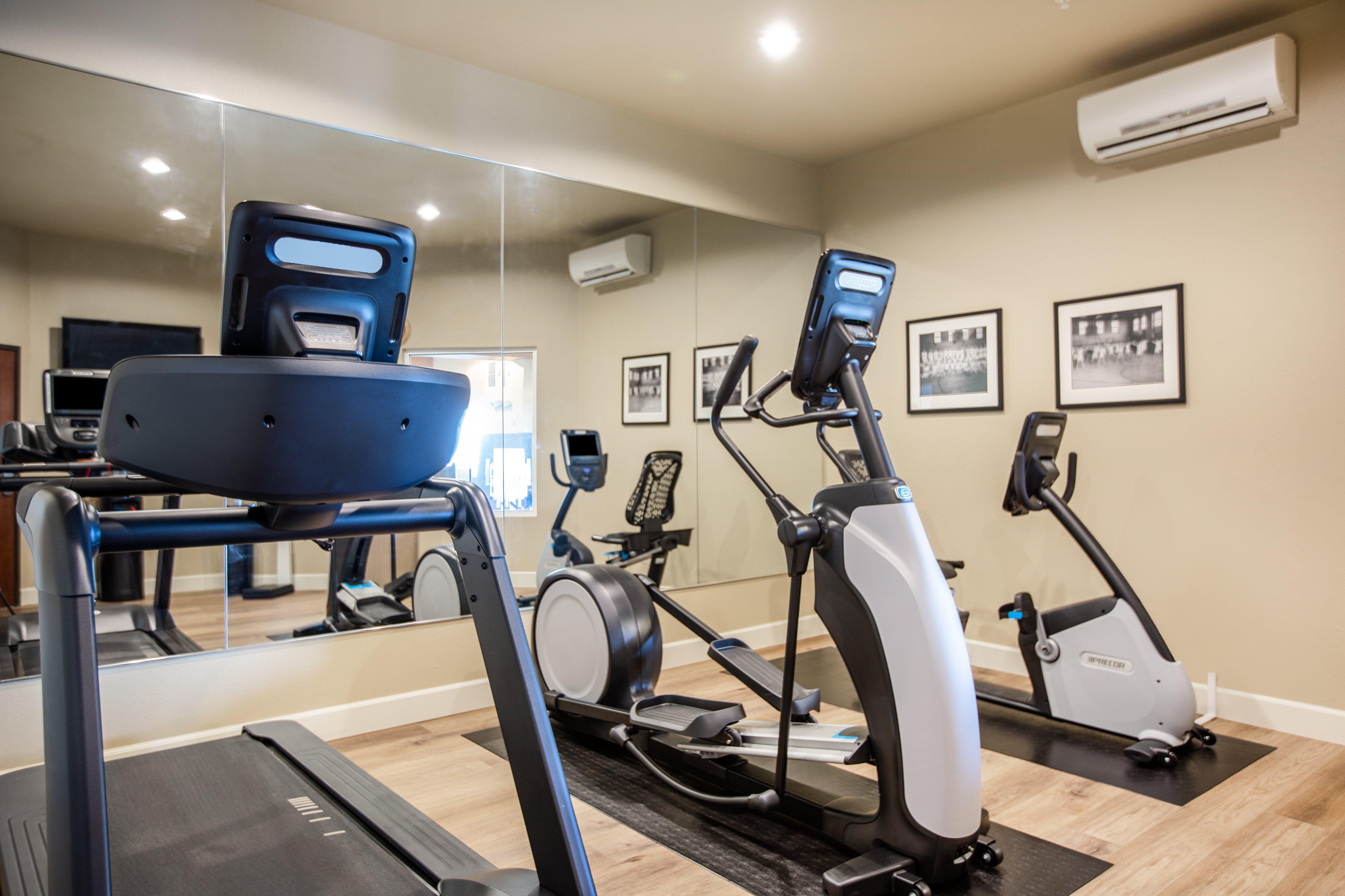 Holiday Inn Express Hotel & Suites Astoria By Ihg Bagian luar foto