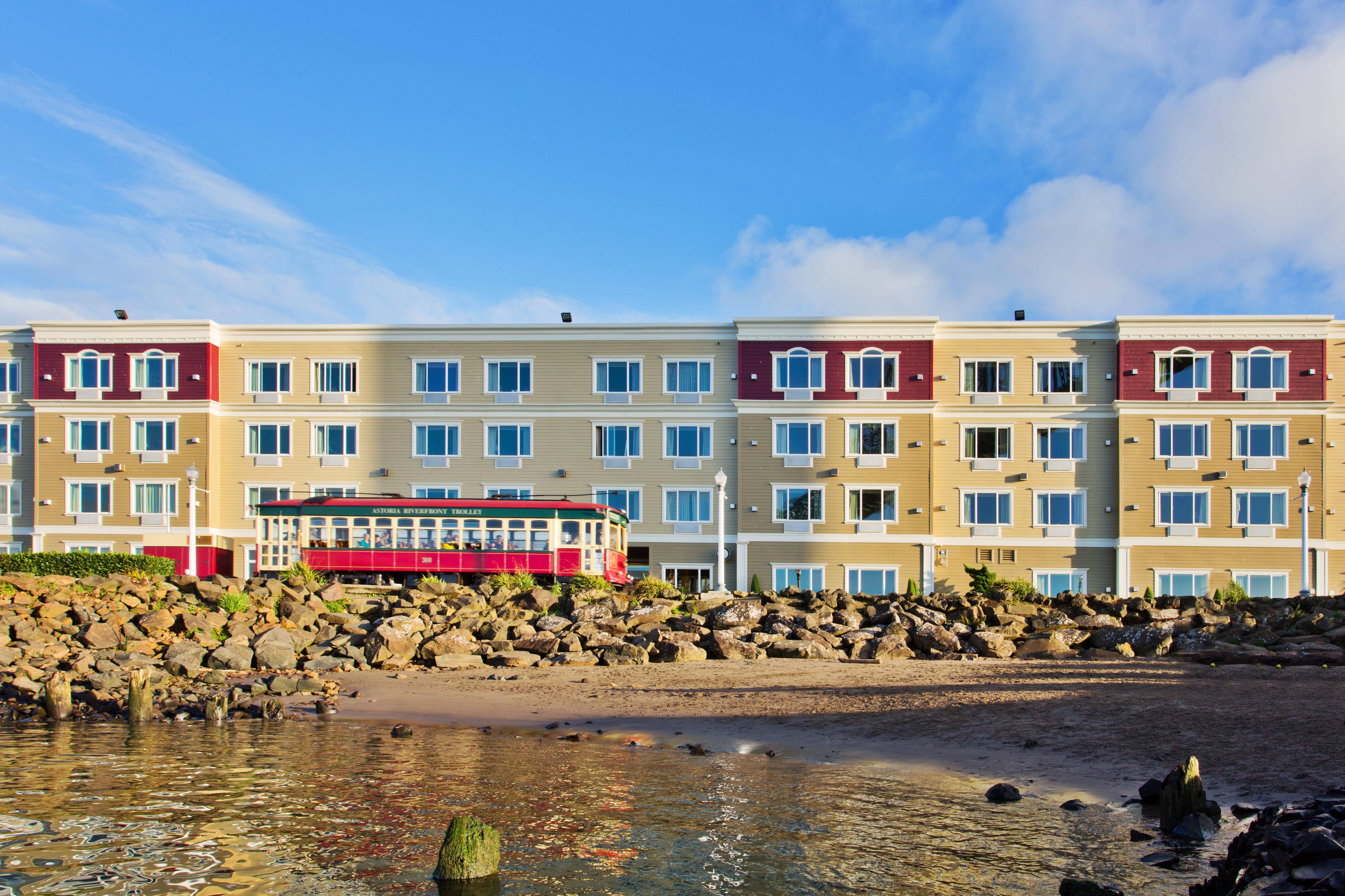 Holiday Inn Express Hotel & Suites Astoria By Ihg Bagian luar foto