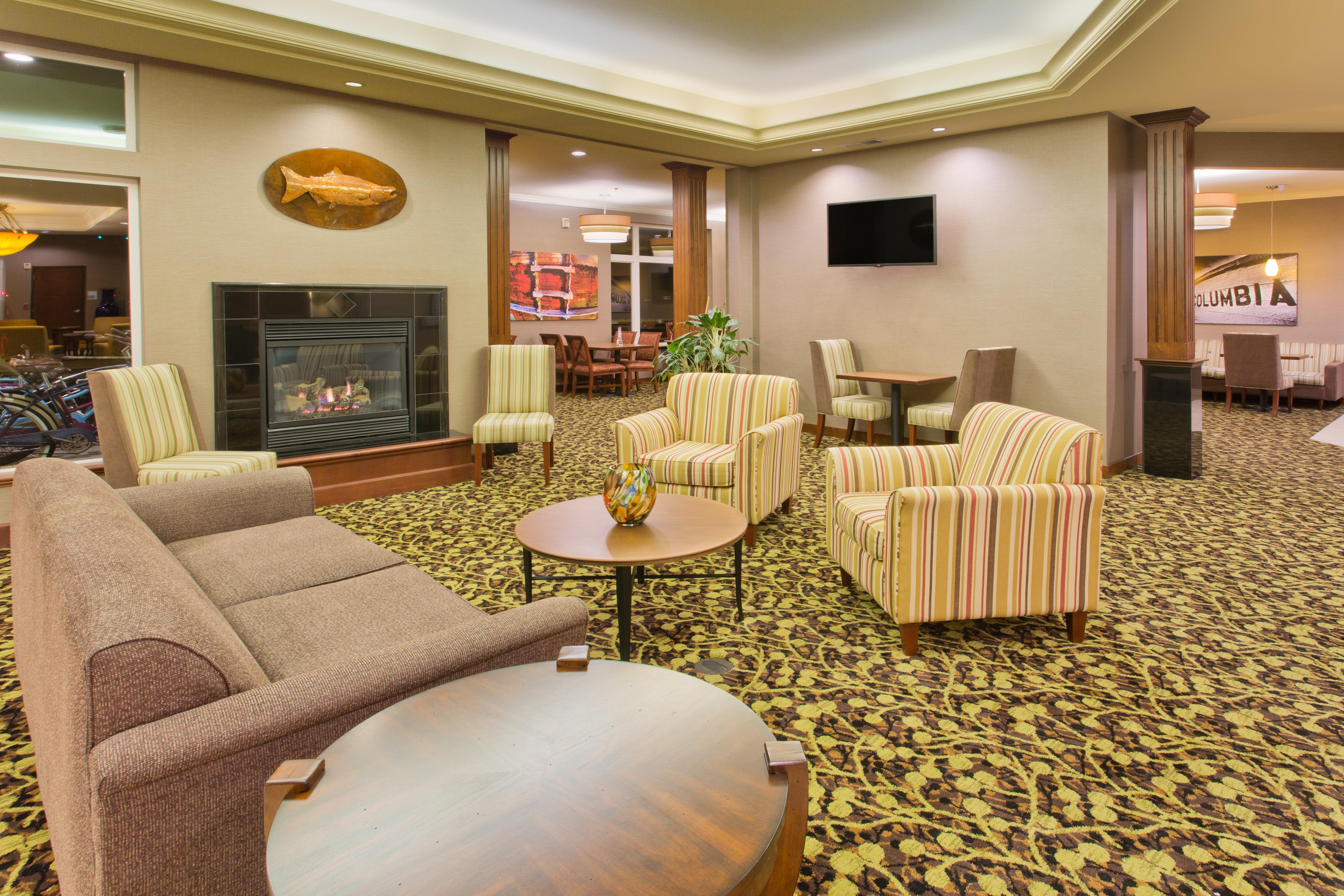 Holiday Inn Express Hotel & Suites Astoria By Ihg Bagian luar foto