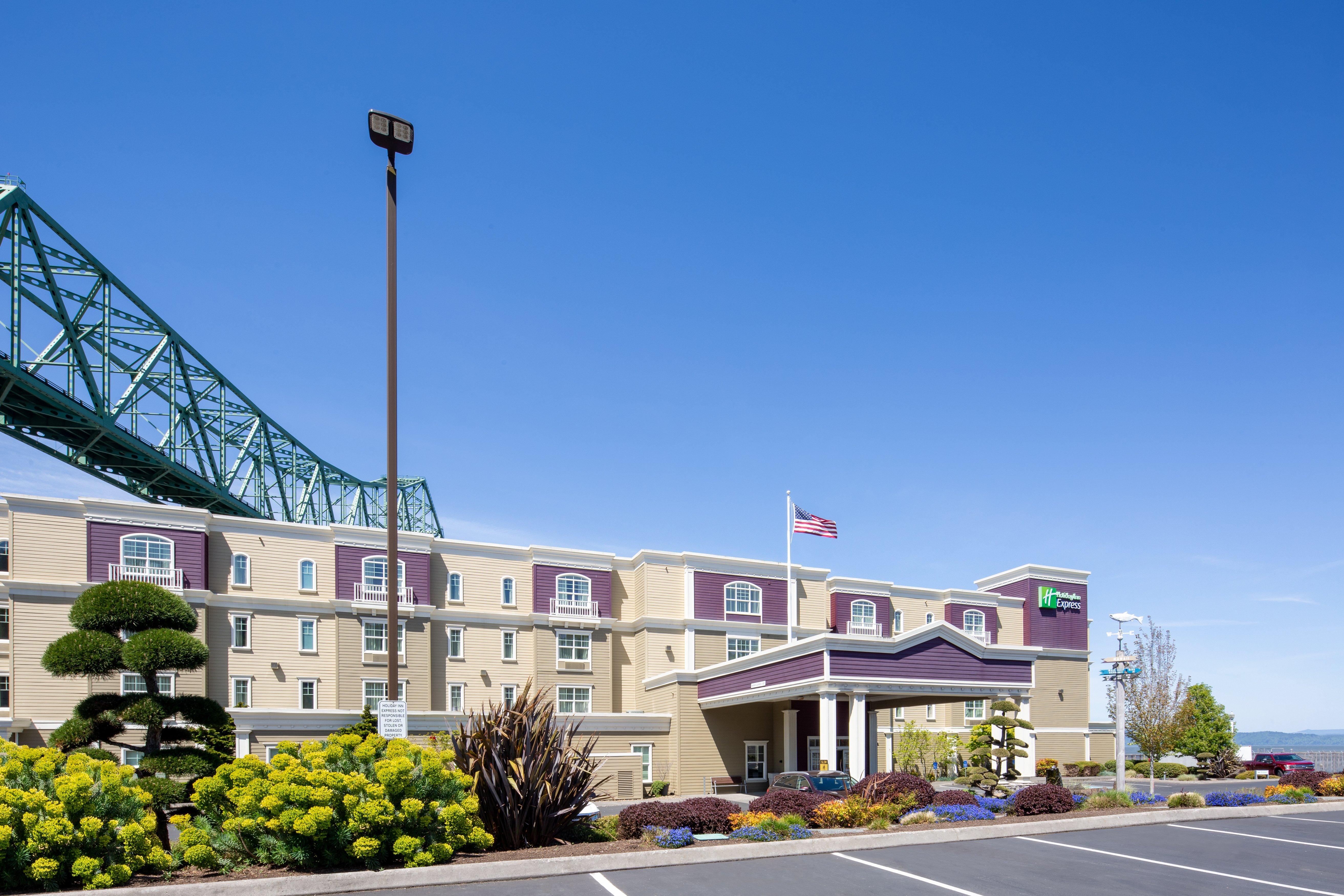 Holiday Inn Express Hotel & Suites Astoria By Ihg Bagian luar foto
