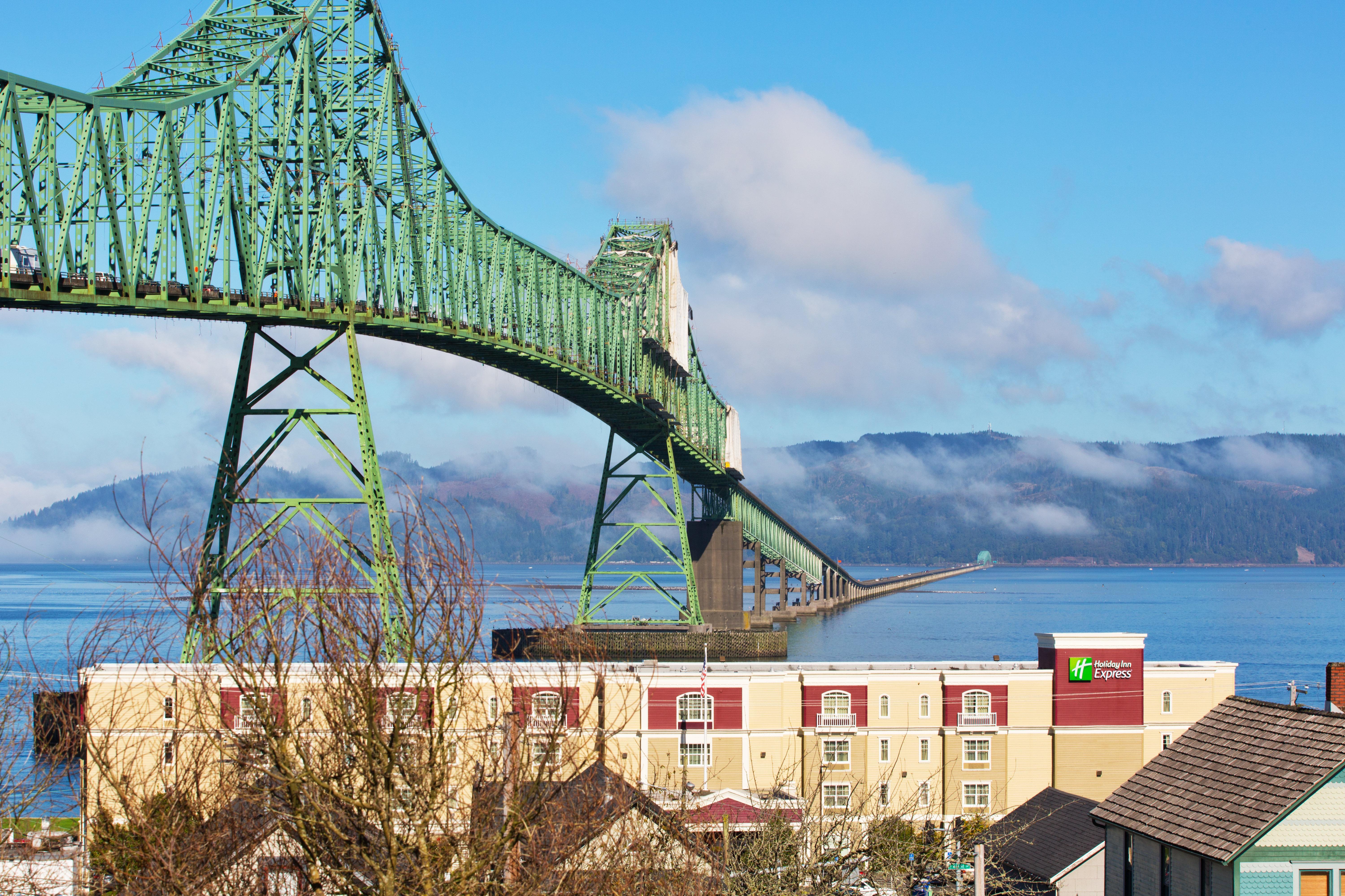 Holiday Inn Express Hotel & Suites Astoria By Ihg Bagian luar foto