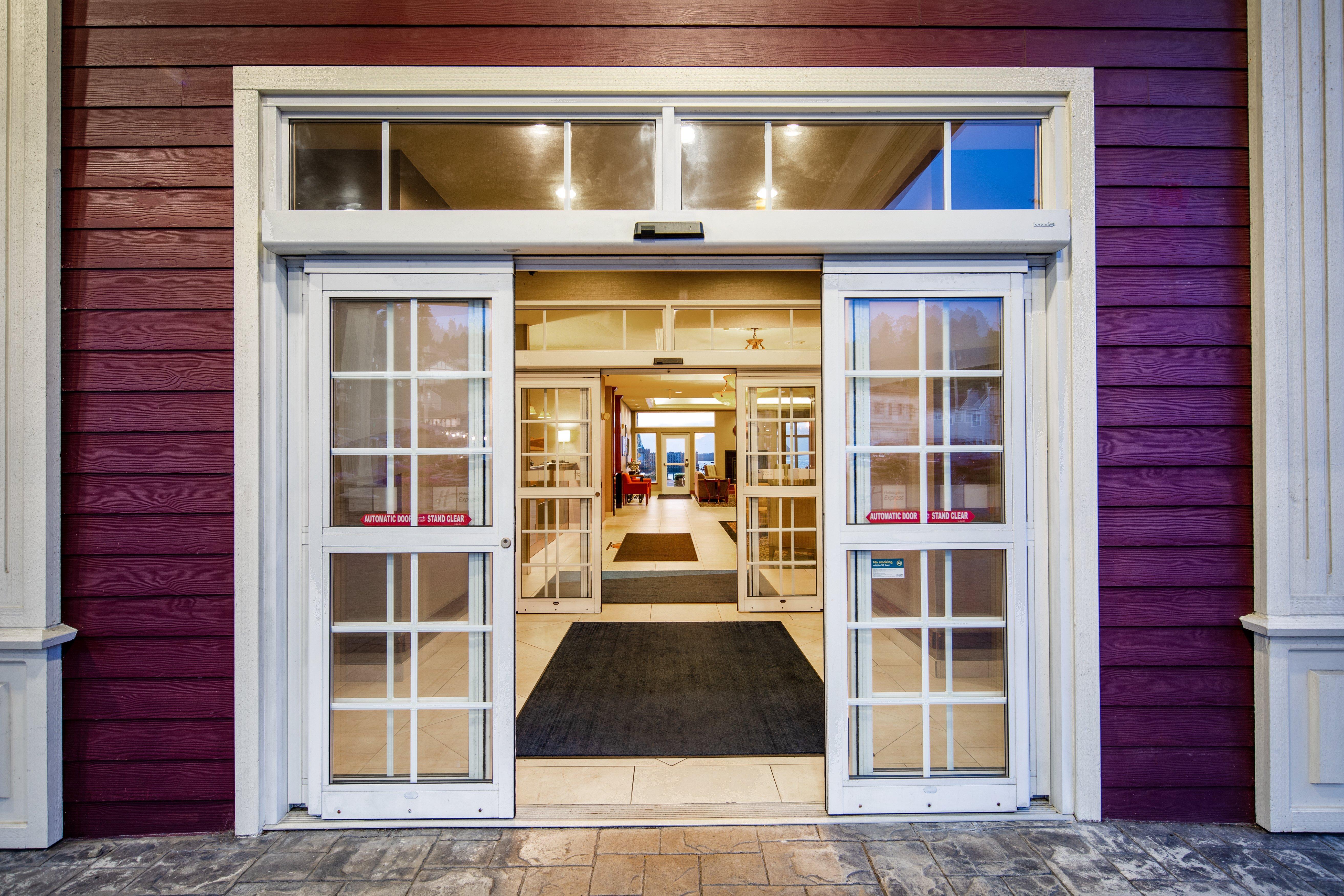 Holiday Inn Express Hotel & Suites Astoria By Ihg Bagian luar foto