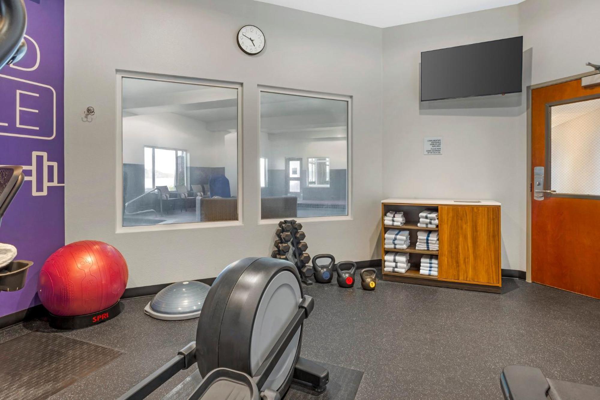 Holiday Inn Express Hotel & Suites Astoria By Ihg Bagian luar foto