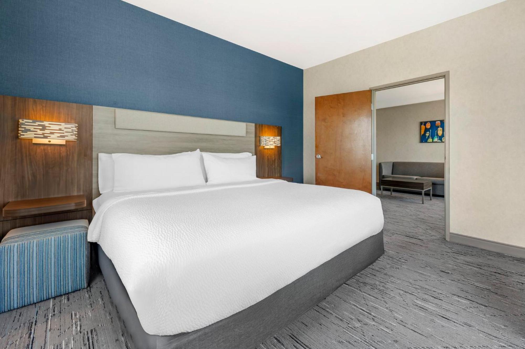 Holiday Inn Express Hotel & Suites Astoria By Ihg Bagian luar foto