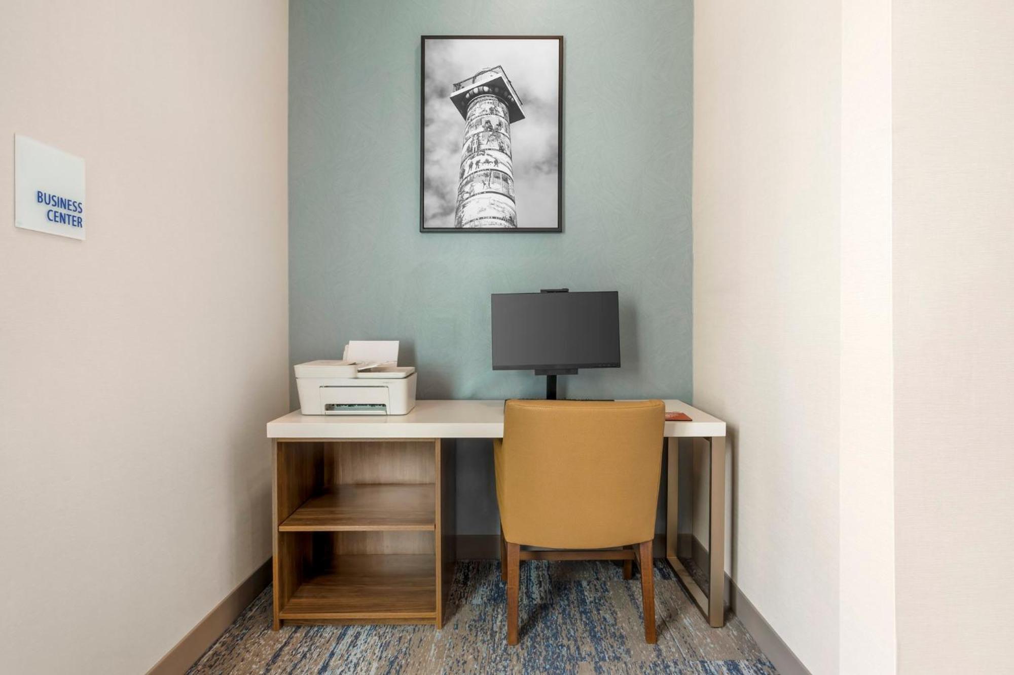 Holiday Inn Express Hotel & Suites Astoria By Ihg Bagian luar foto