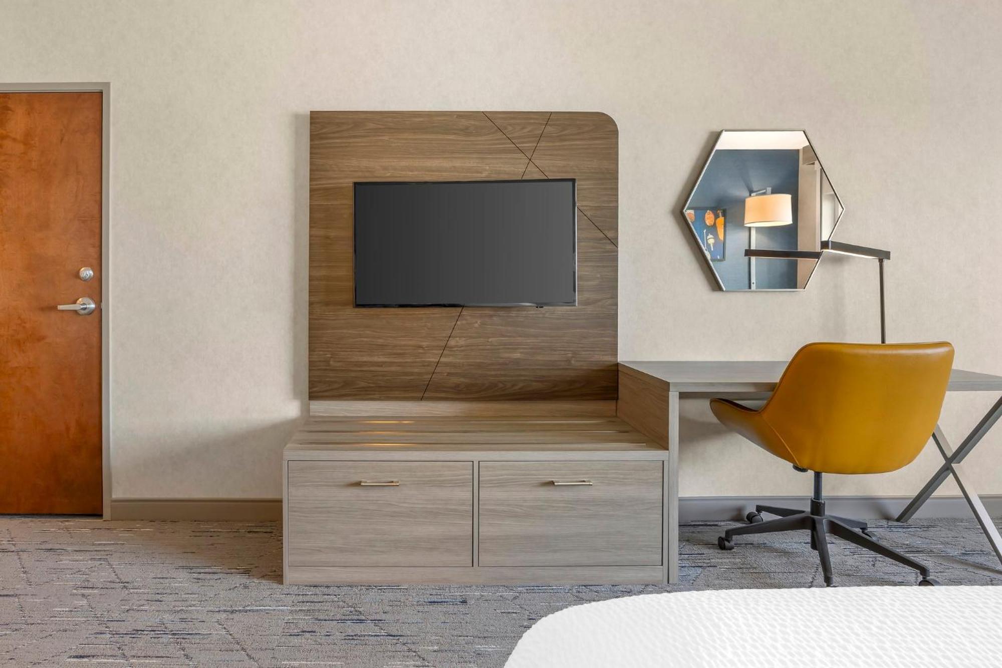 Holiday Inn Express Hotel & Suites Astoria By Ihg Bagian luar foto