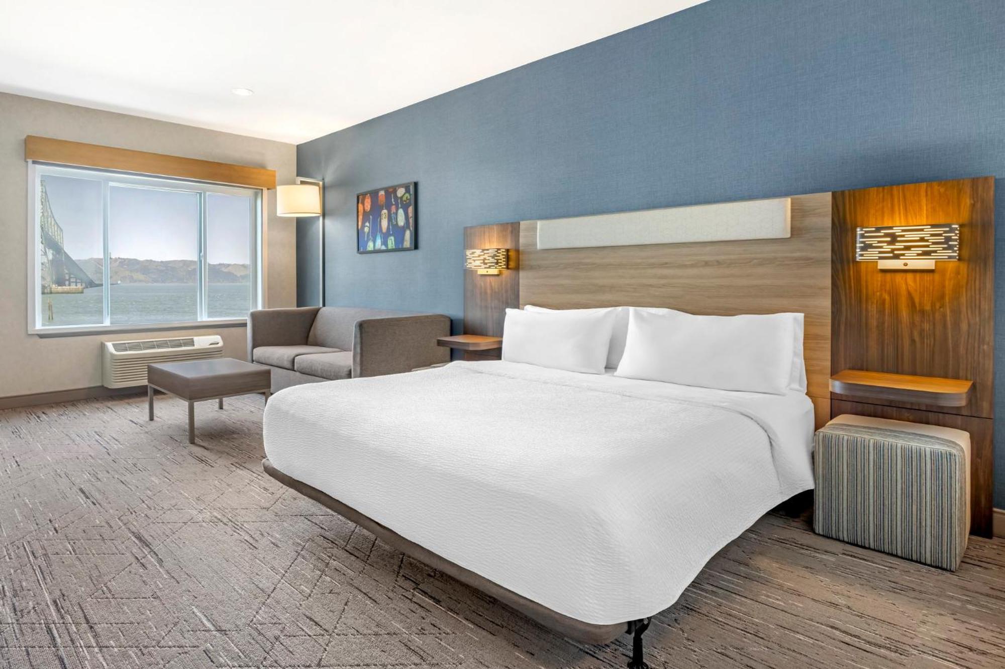 Holiday Inn Express Hotel & Suites Astoria By Ihg Bagian luar foto