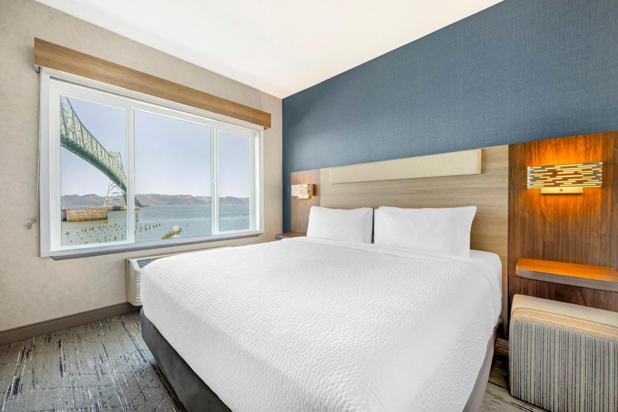 Holiday Inn Express Hotel & Suites Astoria By Ihg Bagian luar foto
